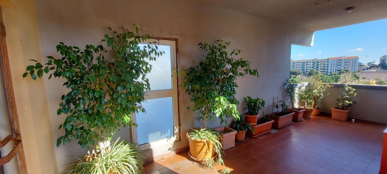 Bellavista Apartment Кальяри Экстерьер фото